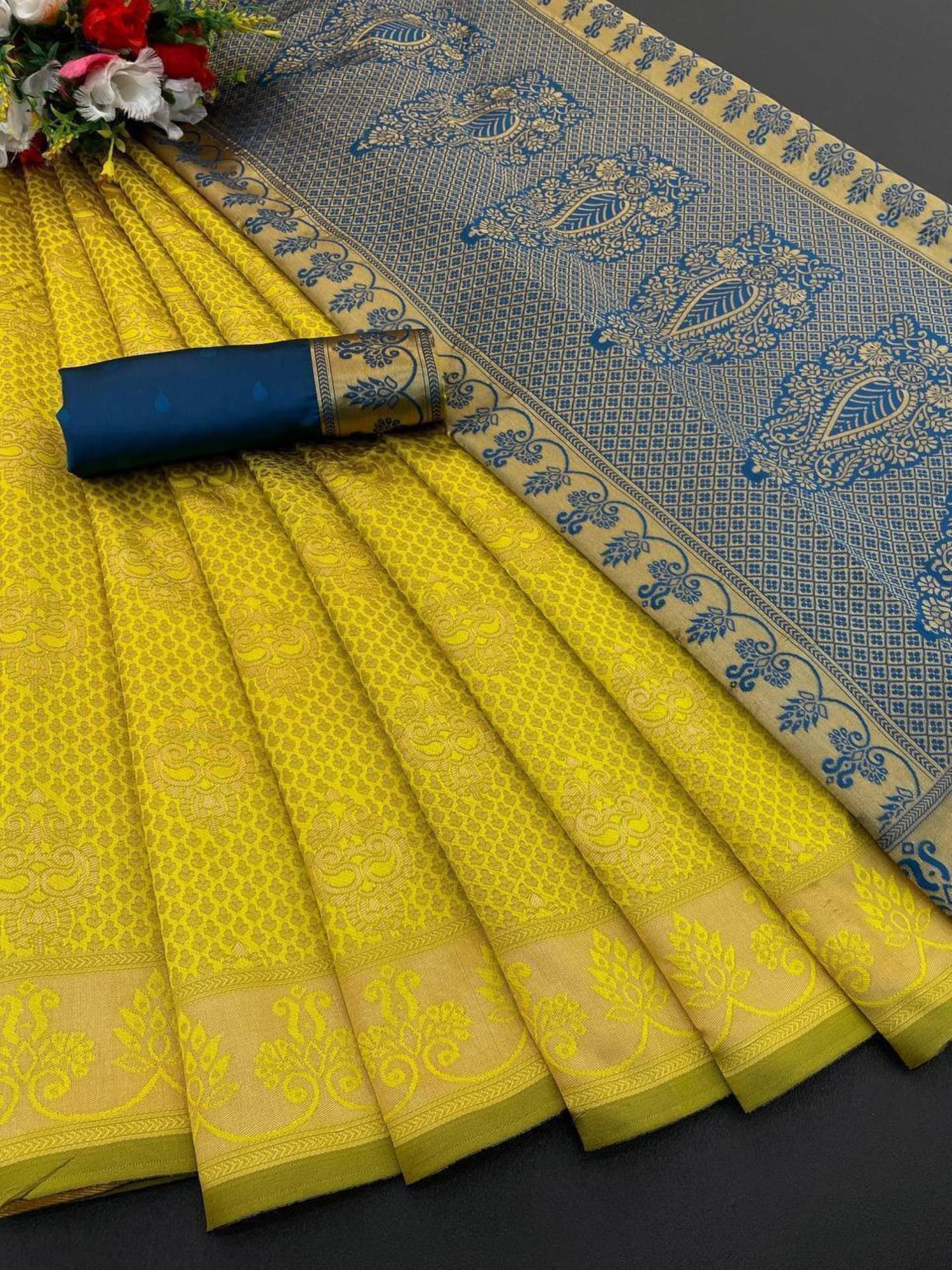 TARTAM Silk Printed Saree With Unstitched Blouse Piece ( Yellow ) TARTAM Silk Printed Saree With Unstitched Blouse Piece ( Yellow )