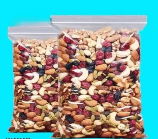 girdhari product Mixed Nuts 1000gm girdhari product Mixed Nuts 1000gm