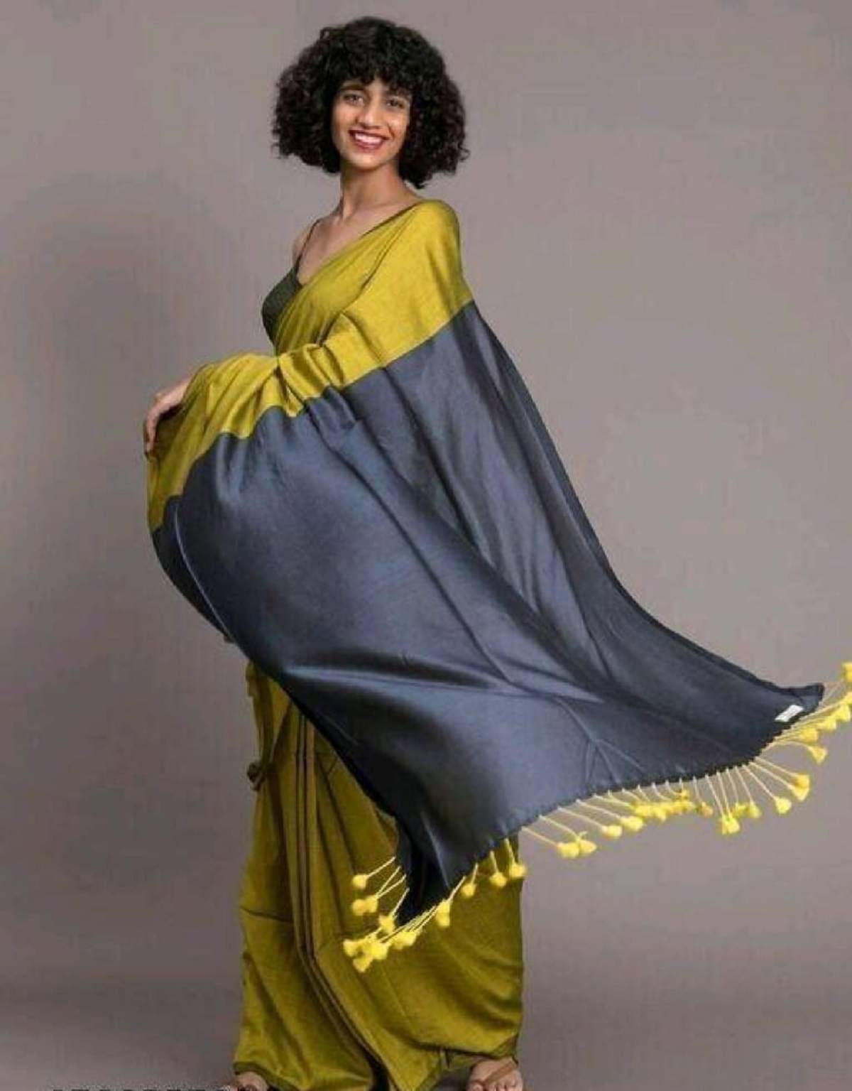 BRYNBRIT Cotton Blend Colorblock Saree With Unstitched Blouse Piece ( Grey ) BRYNBRIT Cotton Blend Colorblock Saree With Unstitched Blouse Piece ( Grey )