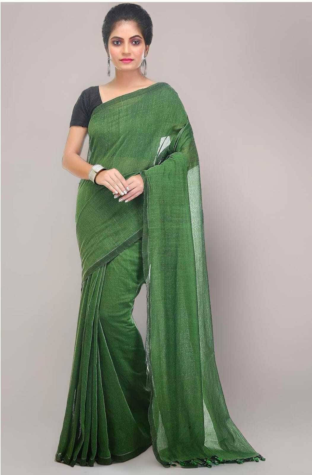 BRYNBRIT Cotton Blend Solid Saree With Unstitched Blouse Piece ( Green ) BRYNBRIT Cotton Blend Solid Saree With Unstitched Blouse Piece ( Green )