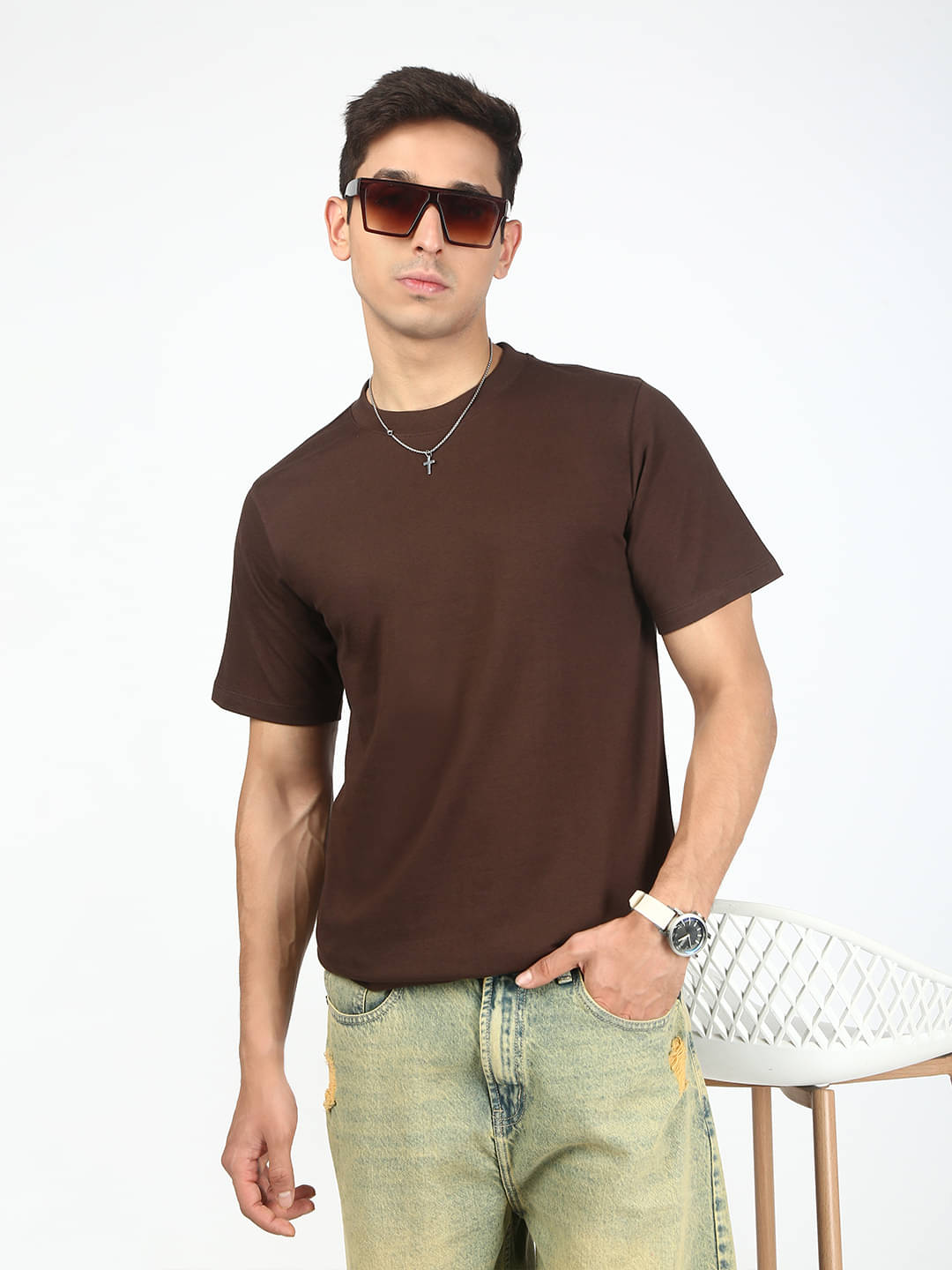     			Bene Kleed Men 100% Cotton Regular Fit Solid T-Shirt ( Brown )