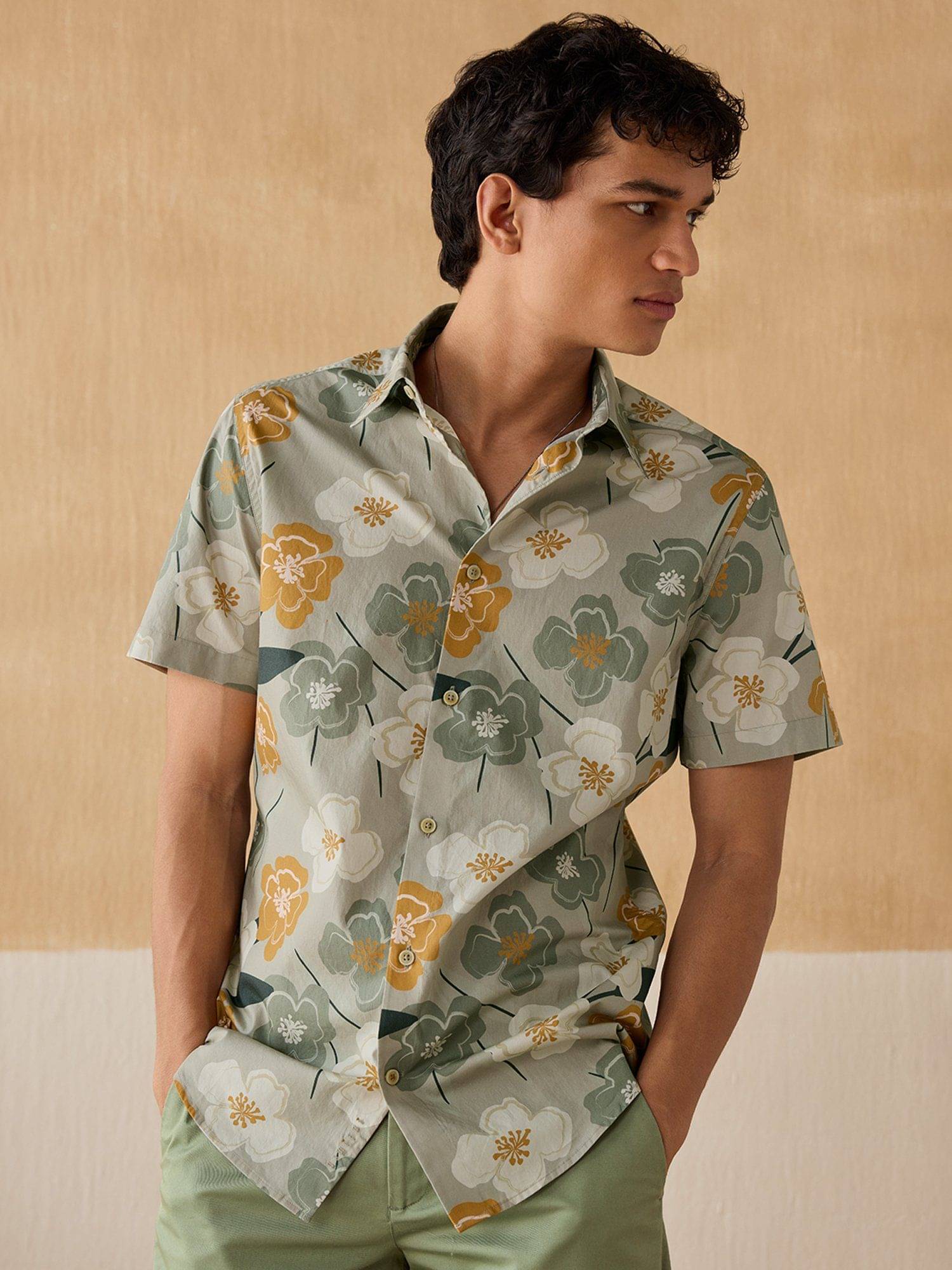     			CRESALE Cotton Blend Regular Fit Printed Half Sleeves Men's Casual Shirt - Green ( Pack of 1 )
