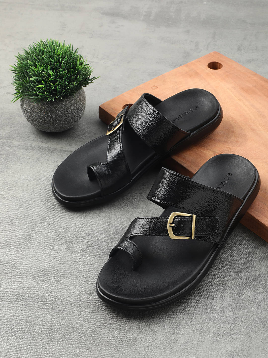     			Liberty Black Men's Leather Slipper