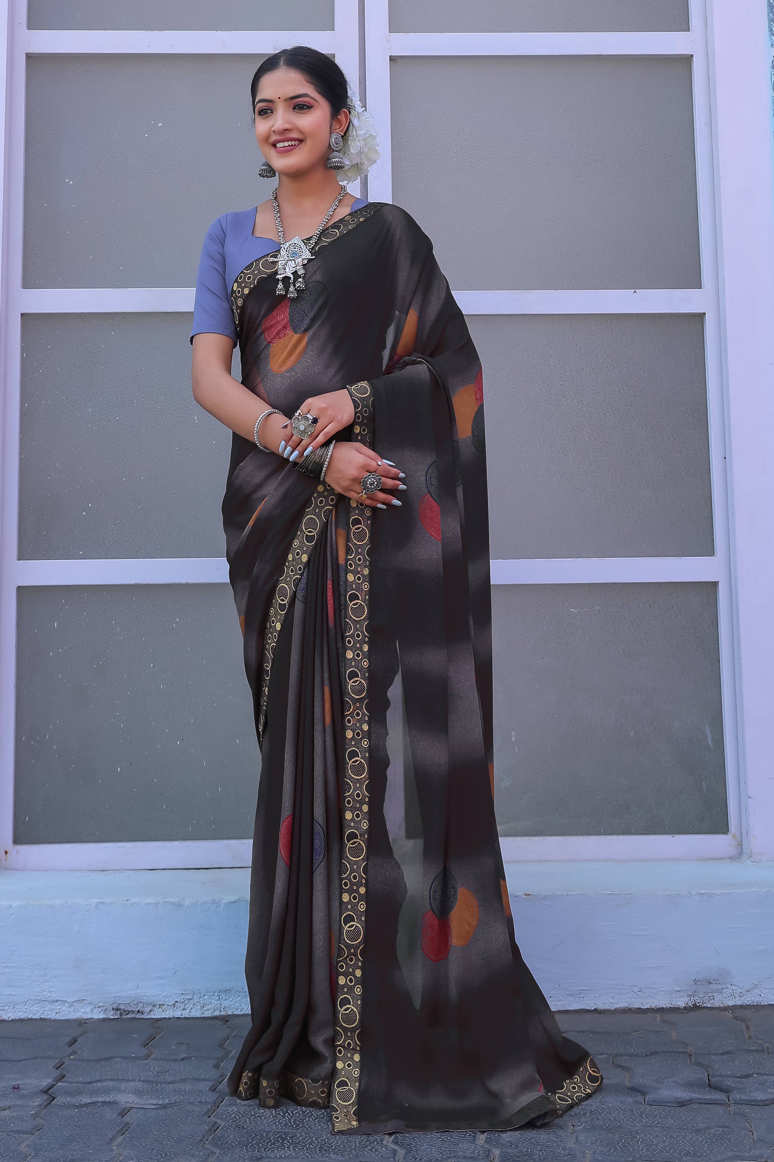     			Maayro Georgette Printed Saree With Unstitched Blouse Piece ( Grey )
