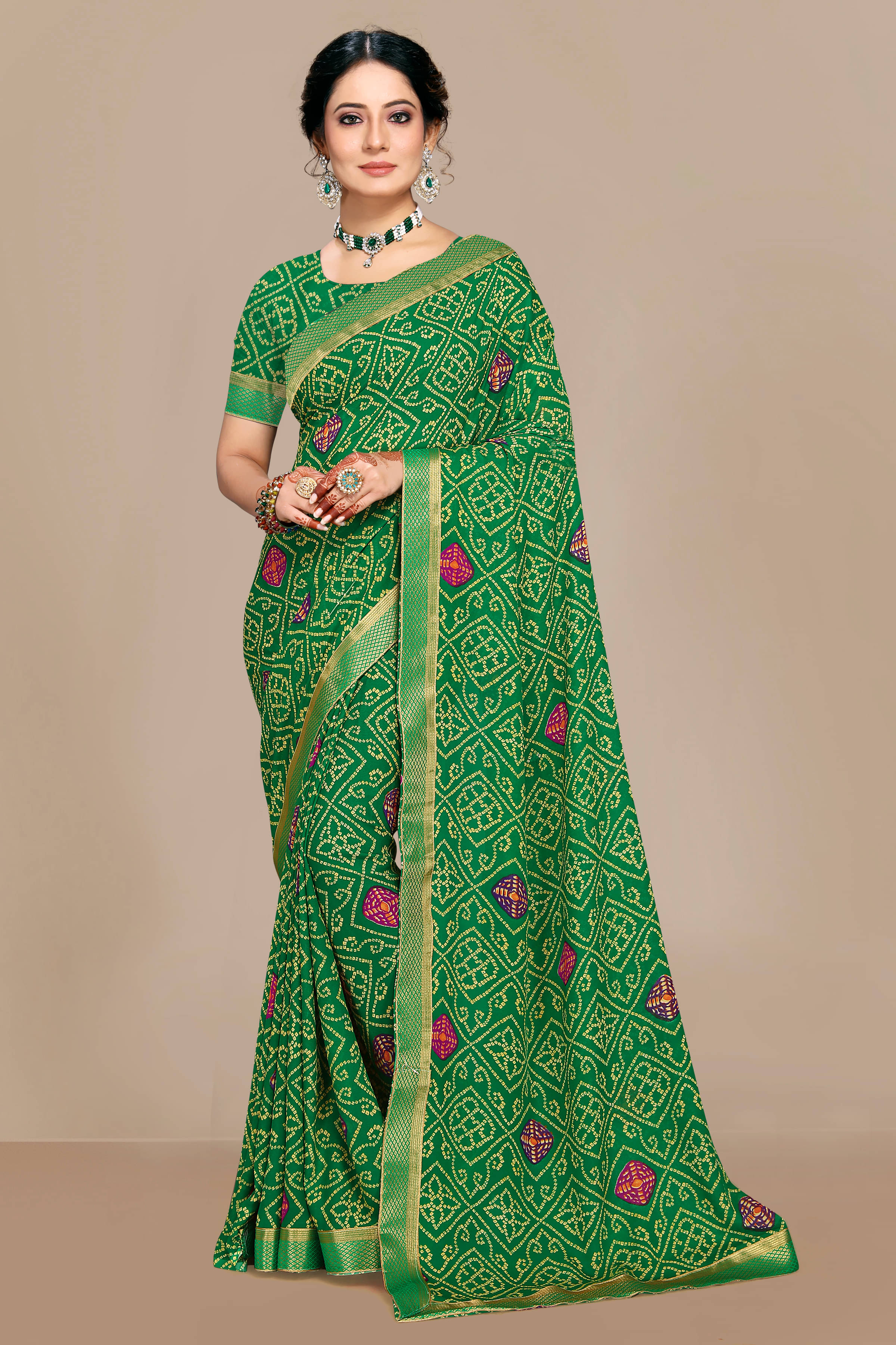 Maayro Georgette Printed Saree With Unstitched Blouse Piece ( Green )     			Maayro Georgette Printed Saree With Unstitched Blouse Piece ( Green )