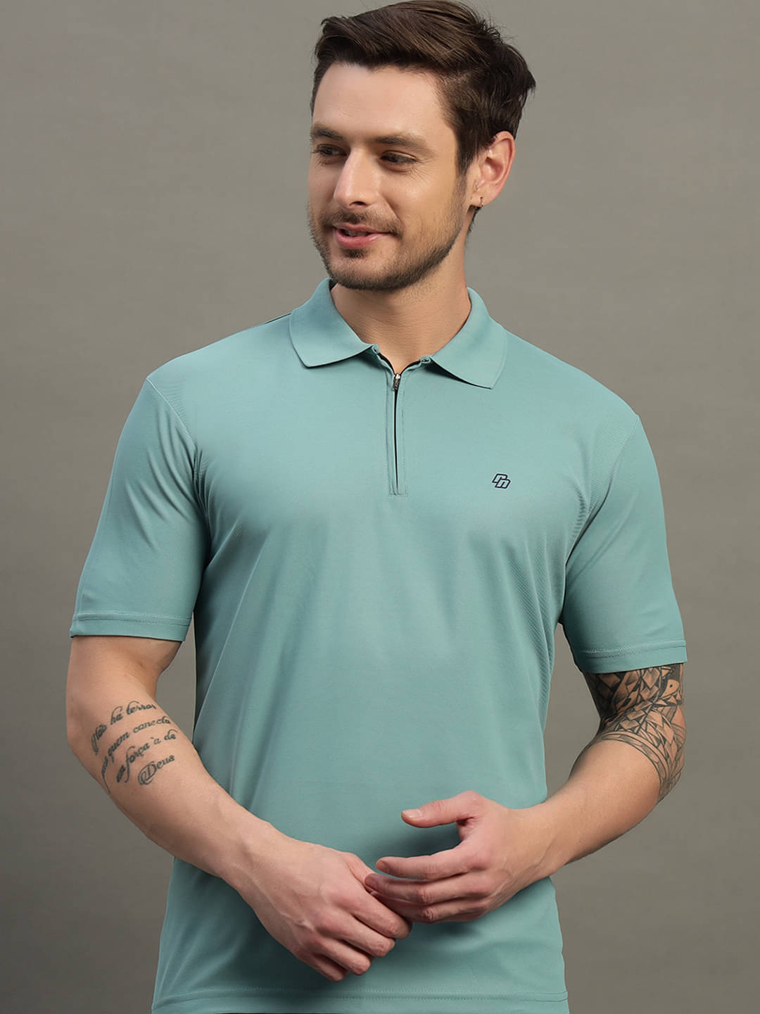     			Nuovo Men Cotton Blend Regular Fit Solid Polo T Shirt ( Green )