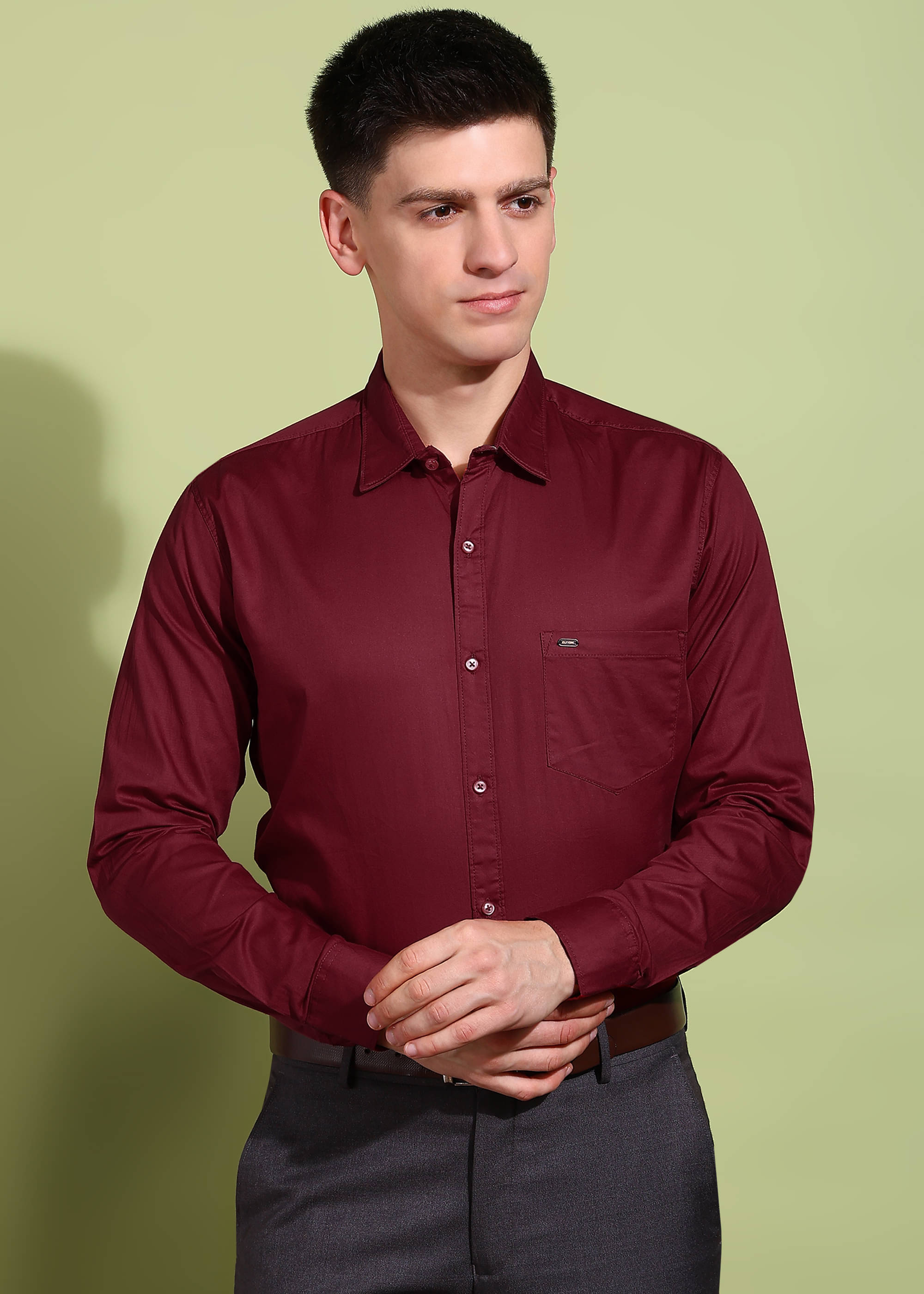 REEPOLLY Cotton Regular Fit Full Sleeves Men's Formal Shirt - Maroon ( Pack of 1 ) REEPOLLY Cotton Regular Fit Full Sleeves Men's Formal Shirt - Maroon ( Pack of 1 )