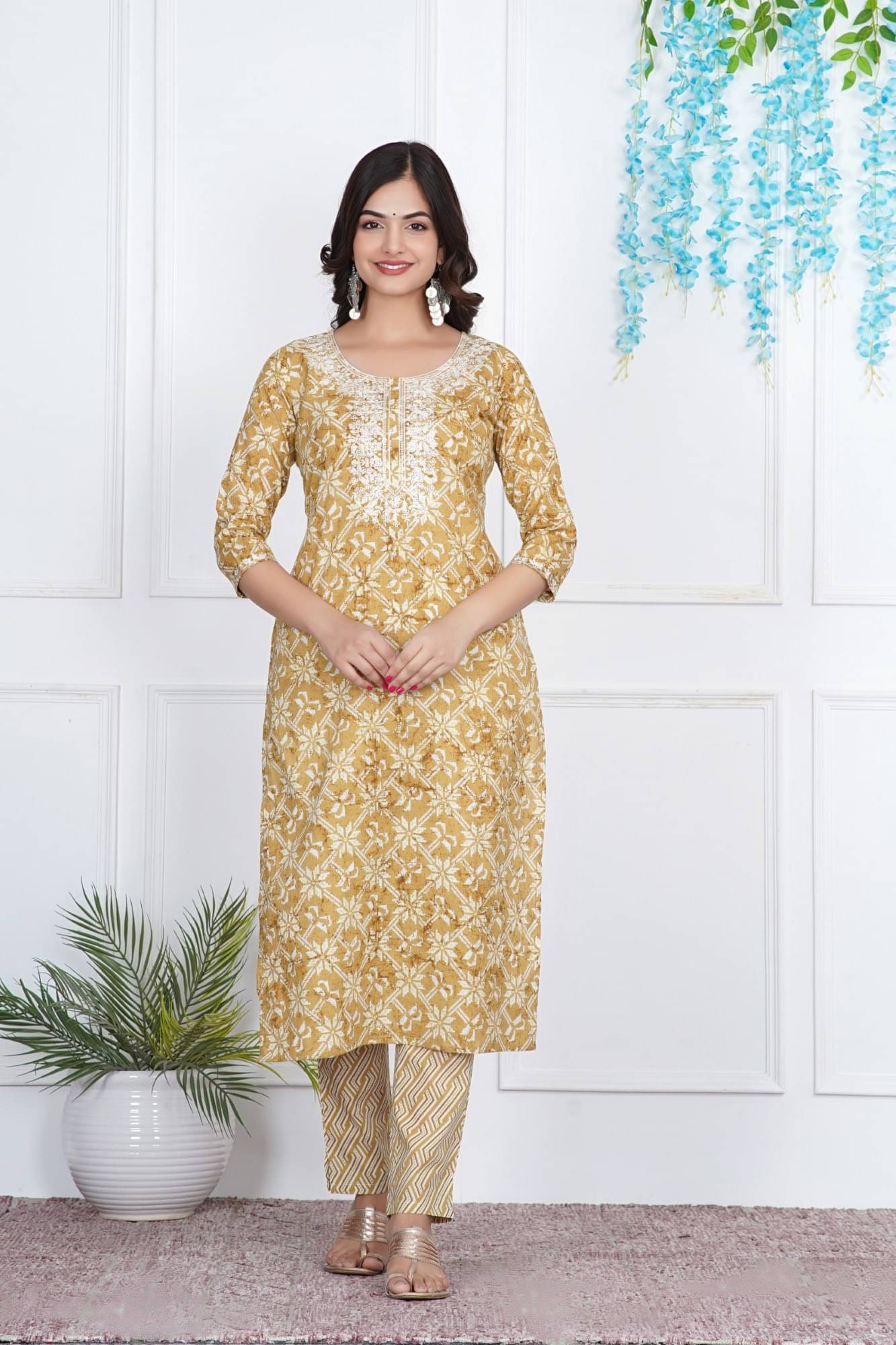 Greyshade Women Cotton Printed Straight Kurti With Patiala Salwar ( Light Green ) Greyshade Women Cotton Printed Straight Kurti With Patiala Salwar ( Light Green )
