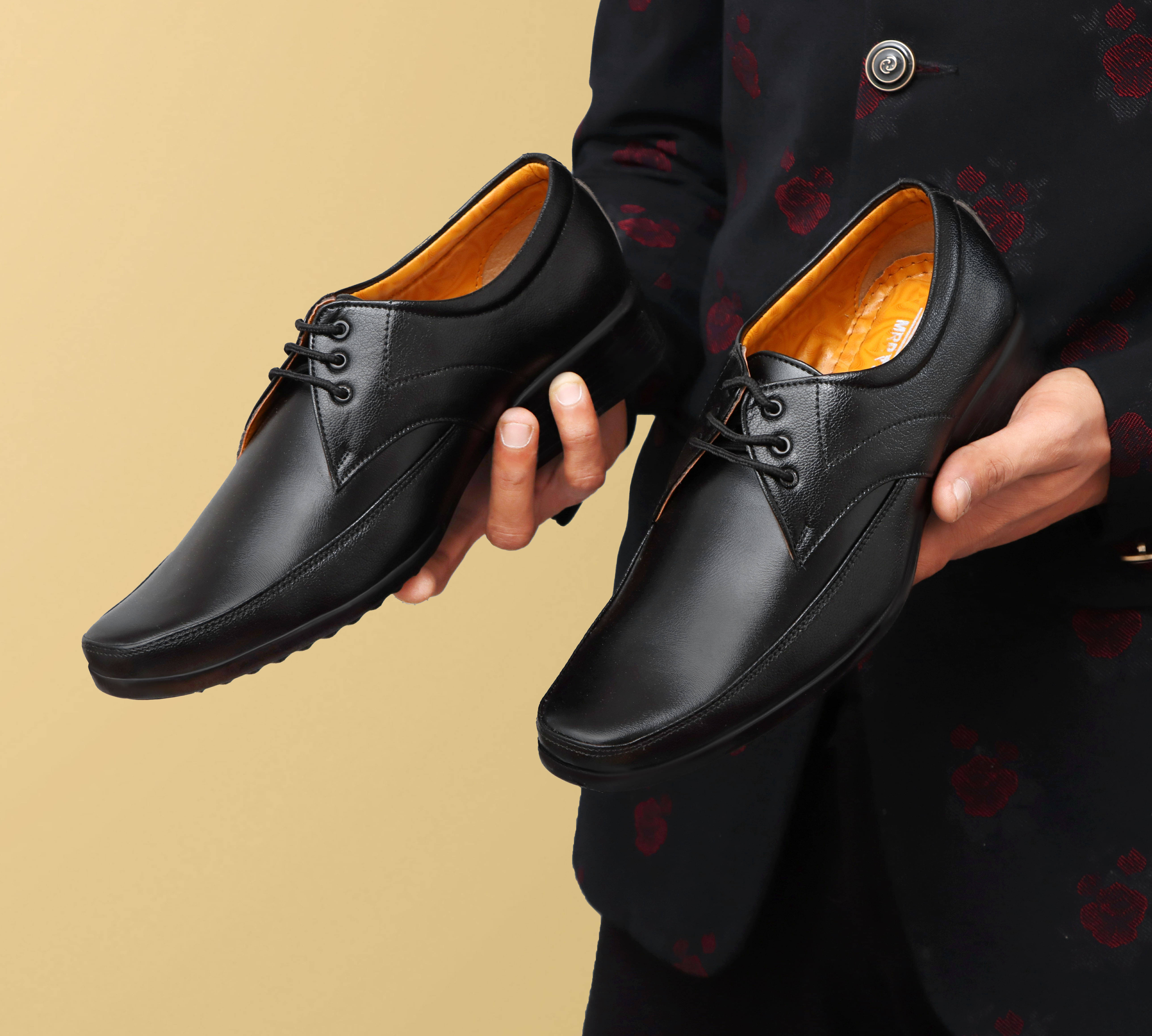     			Groofer Black Men's Slip On Formal Shoes