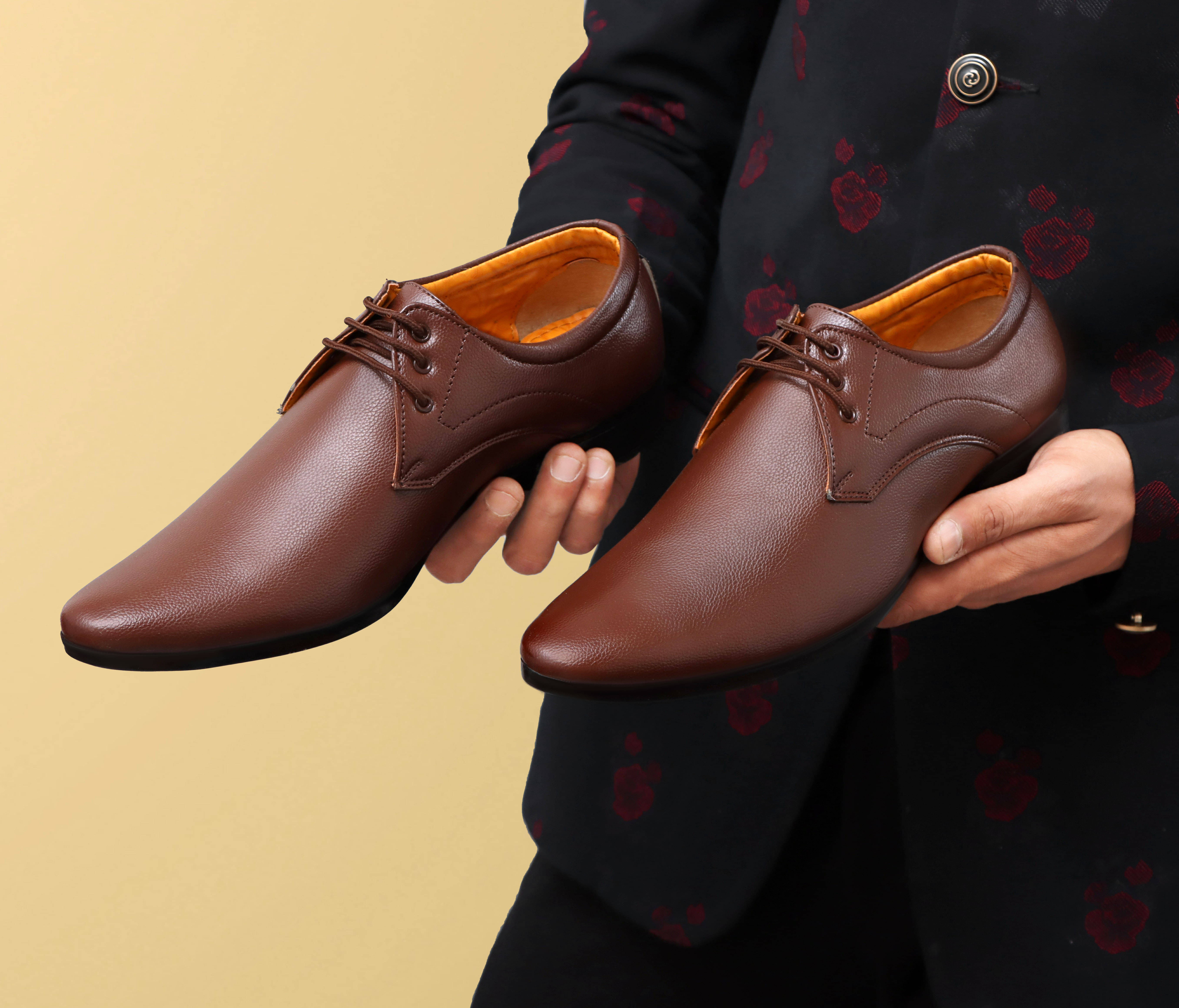     			Groofer Brown Men's Oxford Formal Shoes
