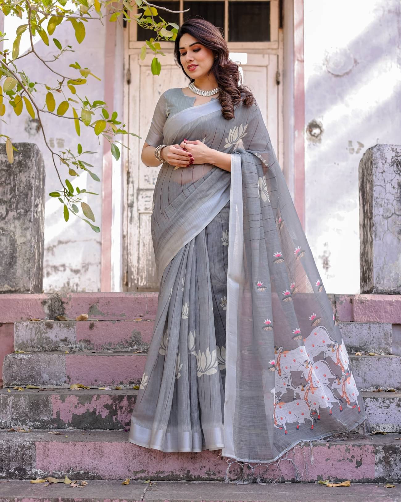     			HITESH ENTERPRISE Linen Self Design Saree With Unstitched Blouse Piece ( Grey Melange )