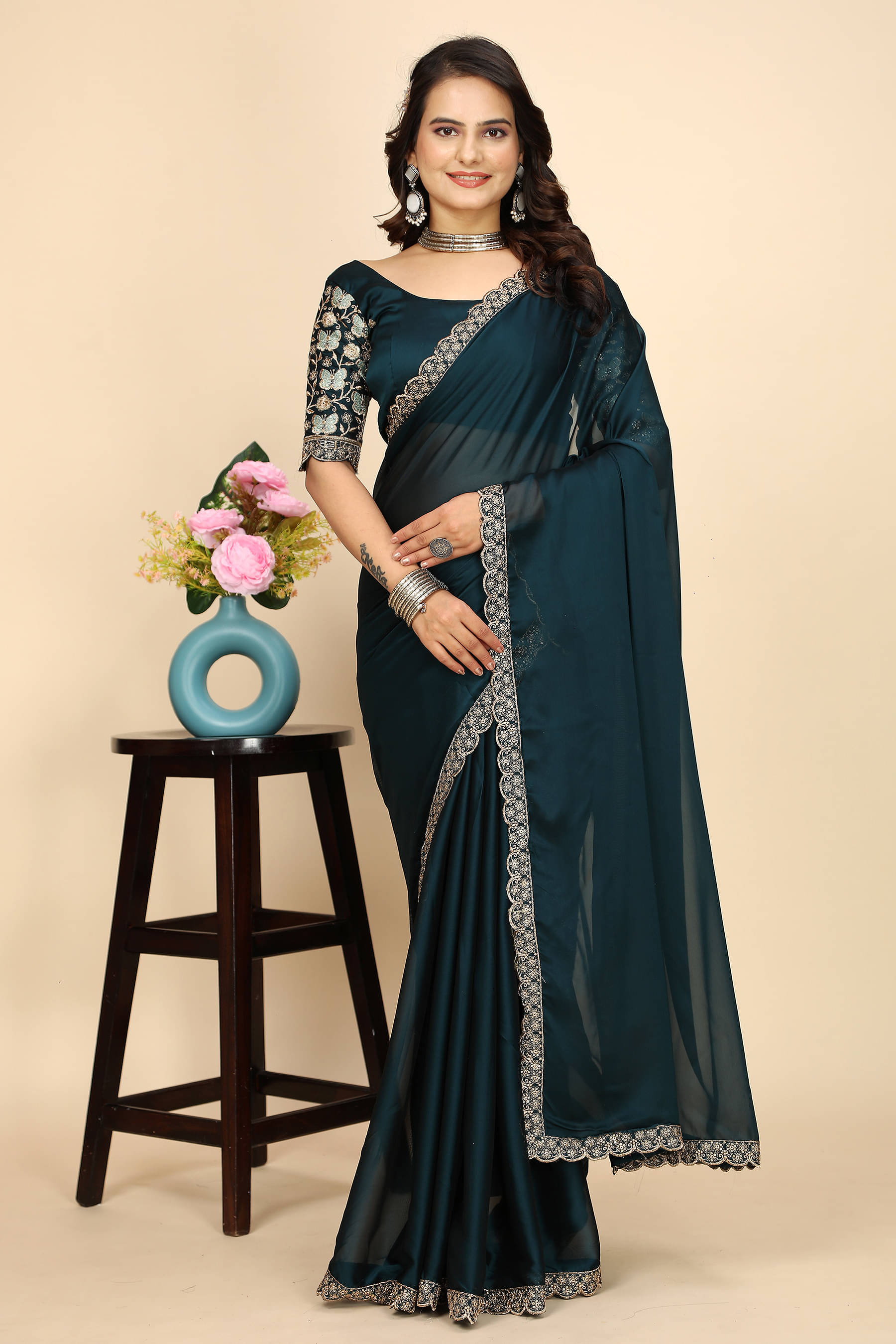 JIRA Chiffon Printed Saree With Unstitched Blouse Piece ( Navy Blue ) JIRA Chiffon Printed Saree With Unstitched Blouse Piece ( Navy Blue )