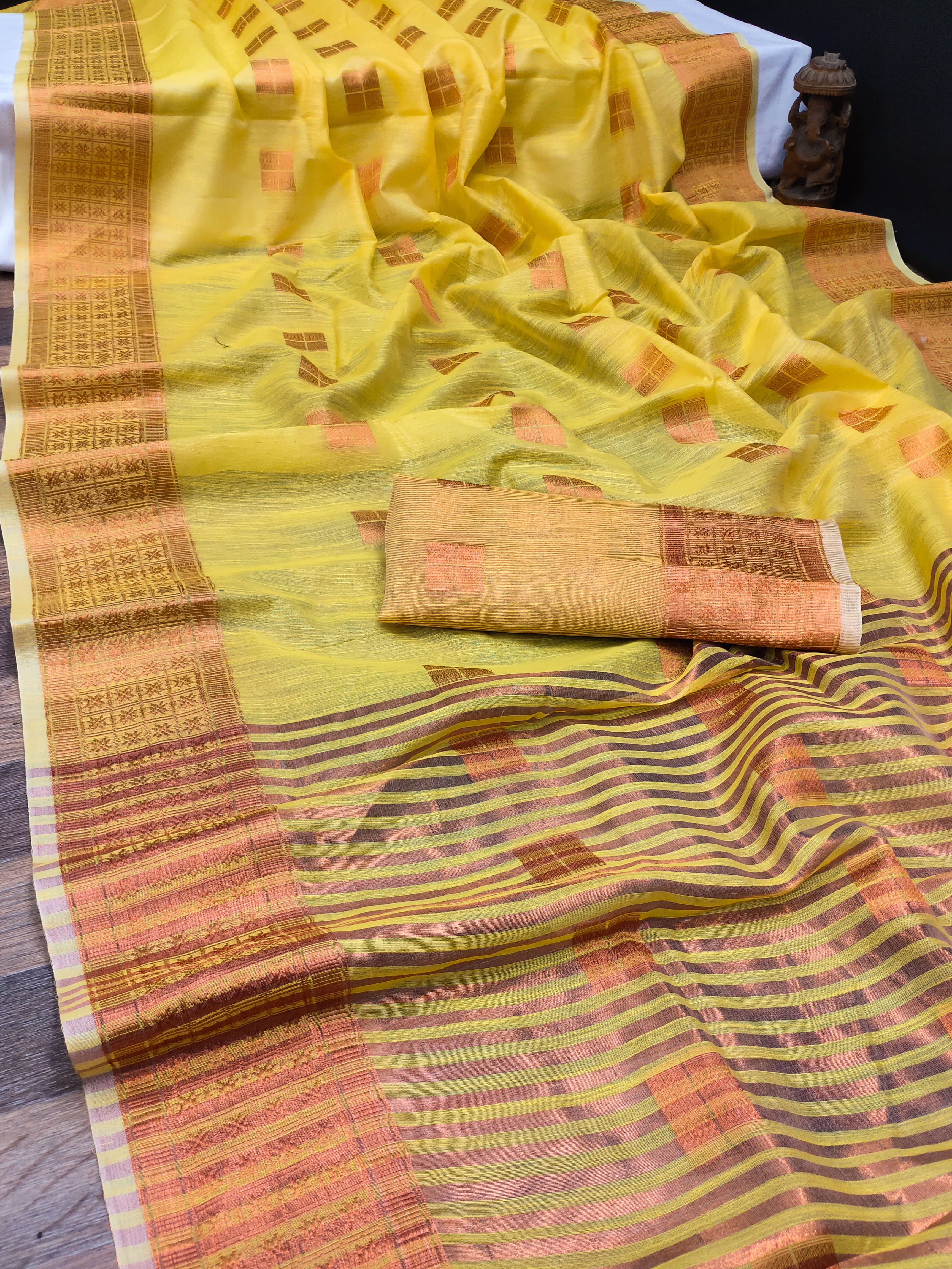 JIRA Cotton Woven Saree With Unstitched Blouse Piece ( Yellow ) JIRA Cotton Woven Saree With Unstitched Blouse Piece ( Yellow )