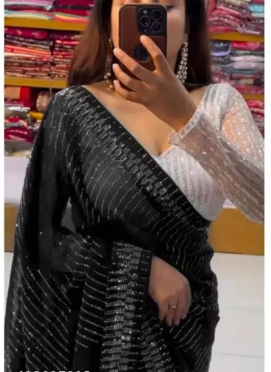 JIRA Georgette Embellished Saree With Unstitched Blouse Piece ( Black ) JIRA Georgette Embellished Saree With Unstitched Blouse Piece ( Black )