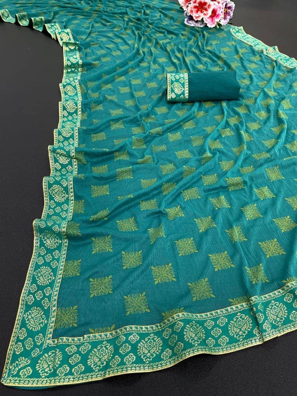 JIRA Lycra Colorblock Saree With Unstitched Blouse Piece ( Green ) JIRA Lycra Colorblock Saree With Unstitched Blouse Piece ( Green )