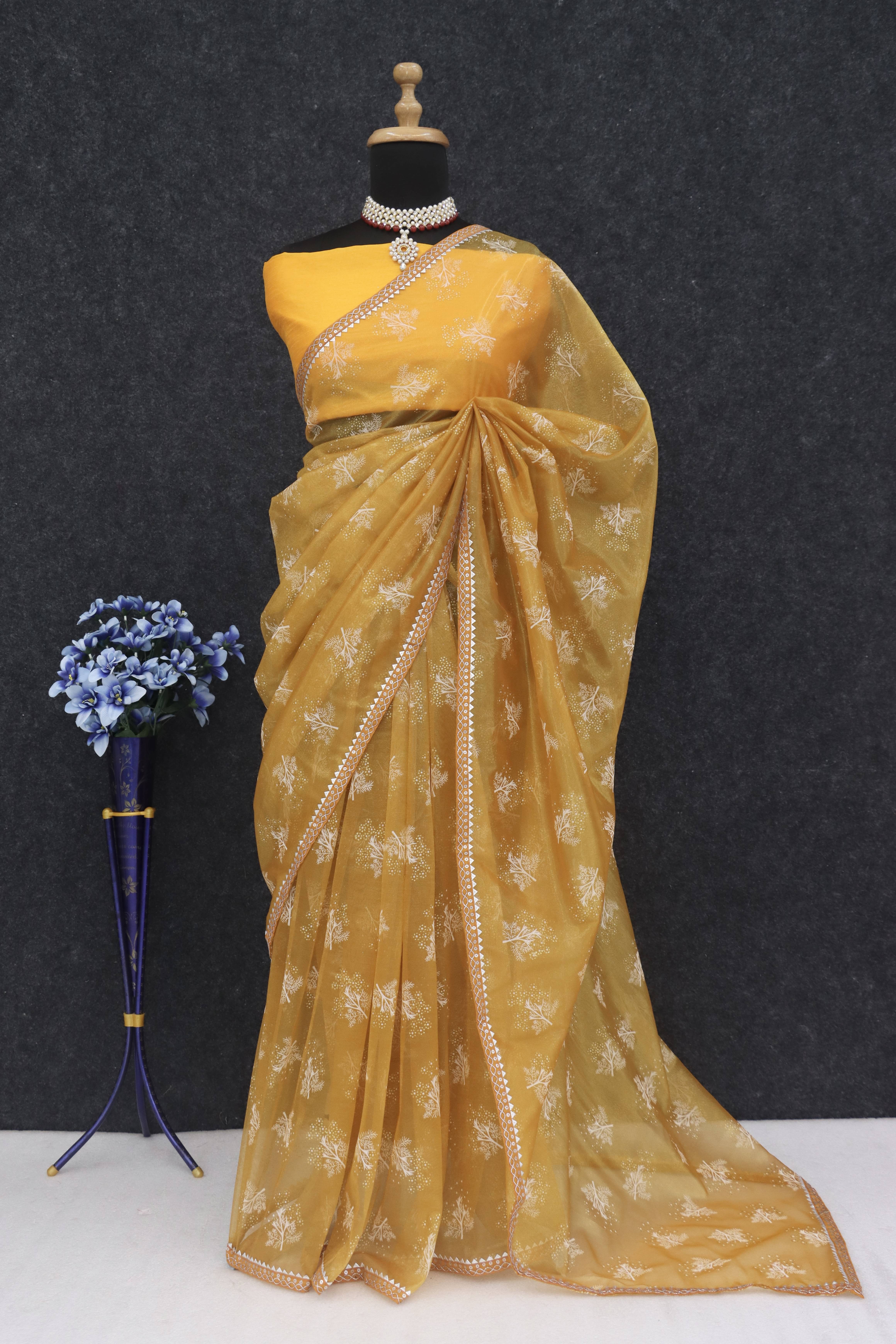     			JIRA Net Dyed Saree With Unstitched Blouse Piece ( Gold )