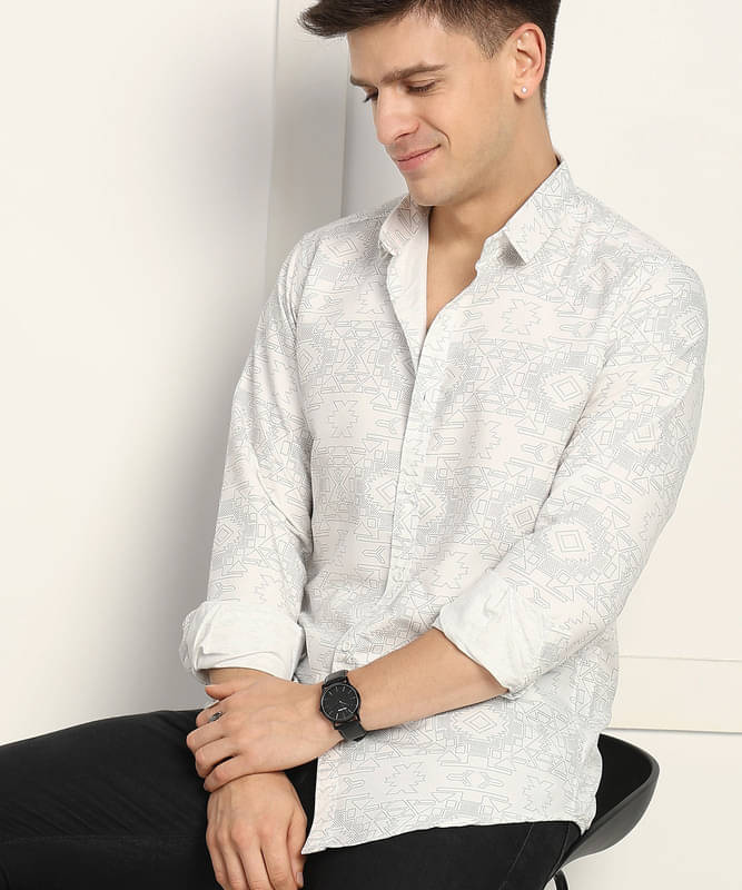 Jai Textiles Cotton Blend Slim Fit Printed Full Sleeves Men's Casual Shirt - White ( Pack of 1 ) Jai Textiles Cotton Blend Slim Fit Printed Full Sleeves Men's Casual Shirt - White ( Pack of 1 )