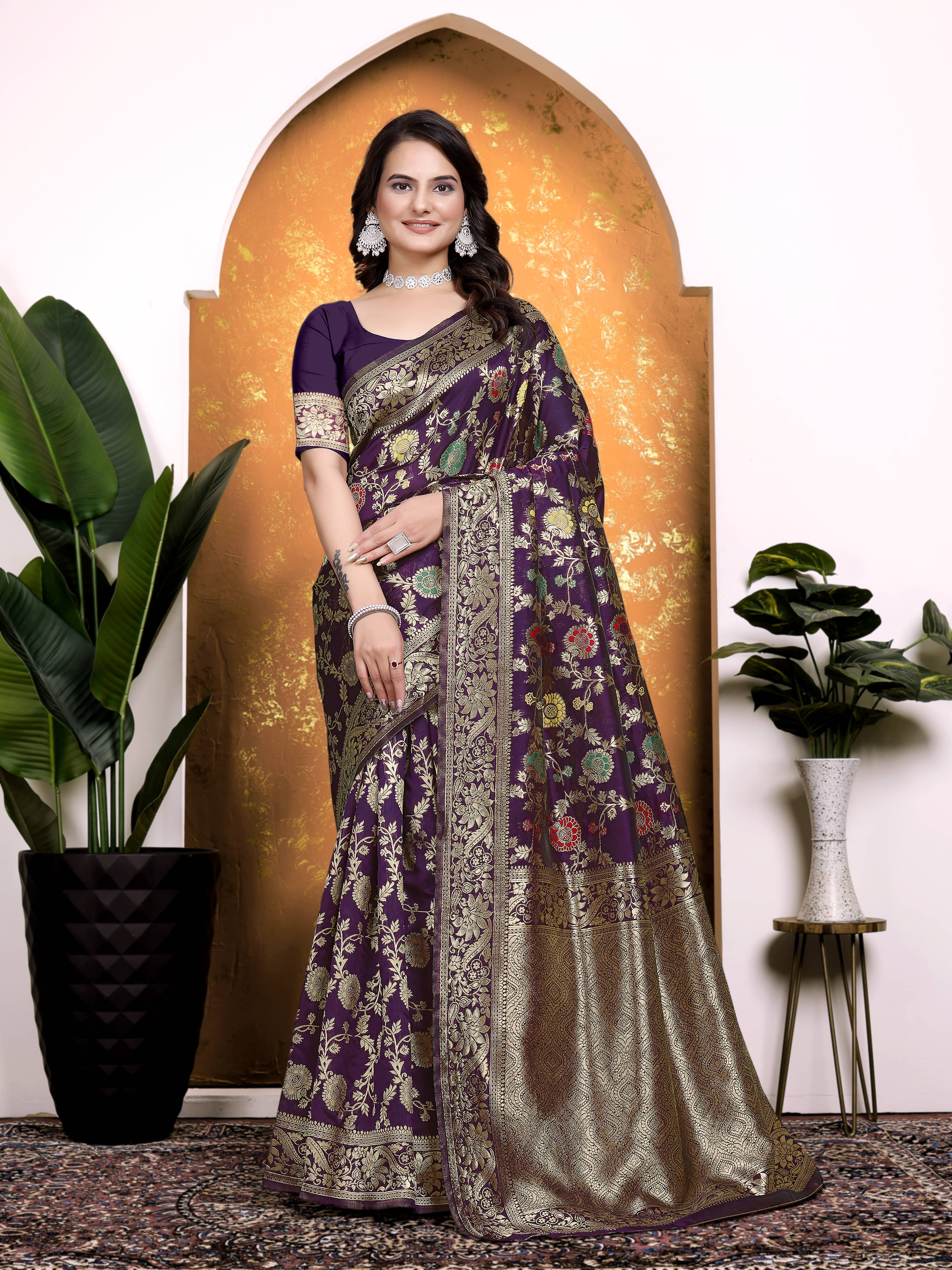 Maayro Banarasi Silk Woven Saree With Unstitched Blouse Piece ( Wine ) Maayro Banarasi Silk Woven Saree With Unstitched Blouse Piece ( Wine )