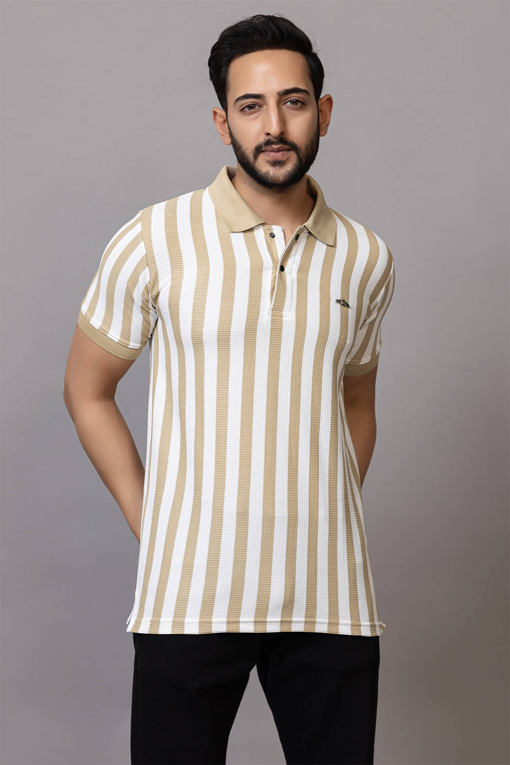     			TOROLY Men Cotton Blend Regular Fit Colorblock T-Shirt ( Cream )