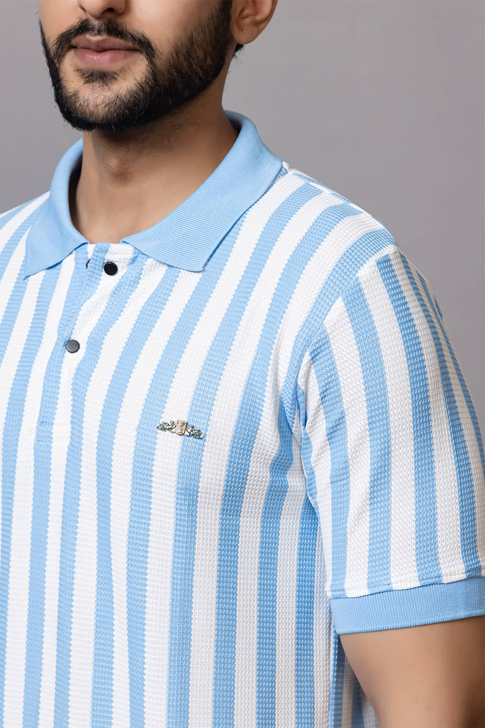     			TOROLY Men Cotton Blend Regular Fit Colorblock T-Shirt ( Sky Blue )