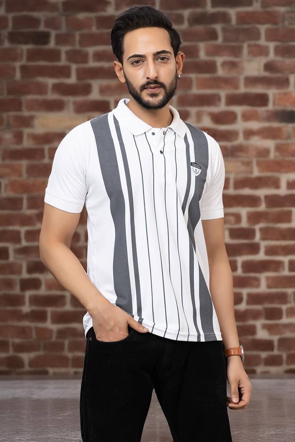 TOROLY Men Cotton Blend Regular Fit Colorblock T-Shirt ( White ) TOROLY Men Cotton Blend Regular Fit Colorblock T-Shirt ( White )