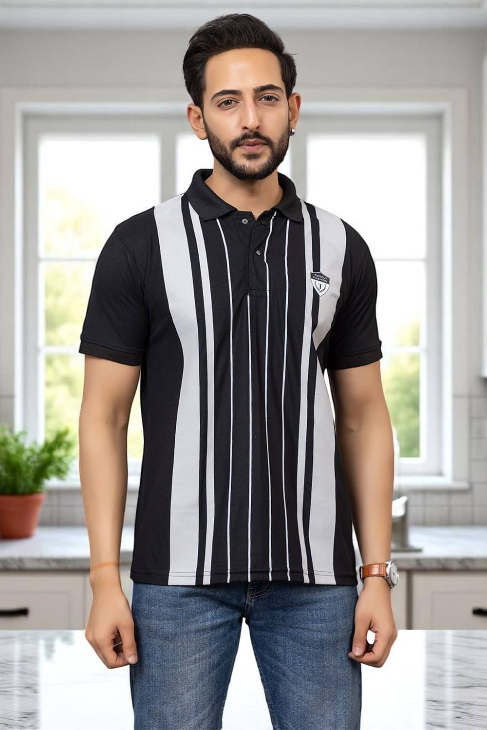 TOROLY Men Cotton Blend Regular Fit Colorblock T-Shirt ( Black )     			TOROLY Men Cotton Blend Regular Fit Colorblock T-Shirt ( Black )