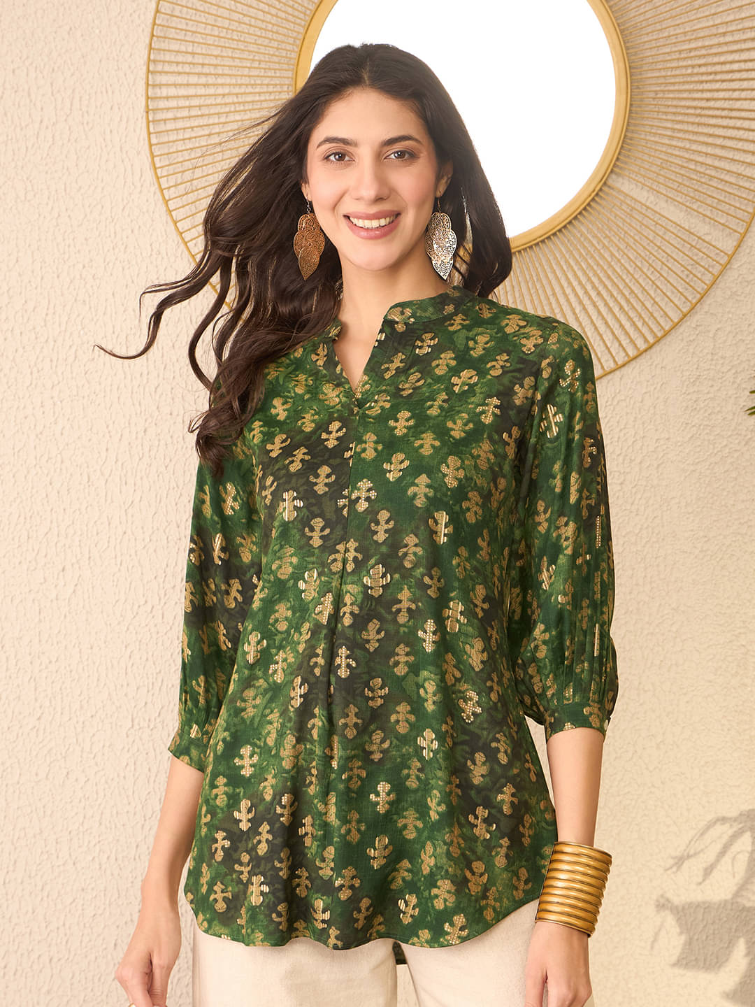     			Vaamsi Women's Cotton Blend Regular Top ( Green )