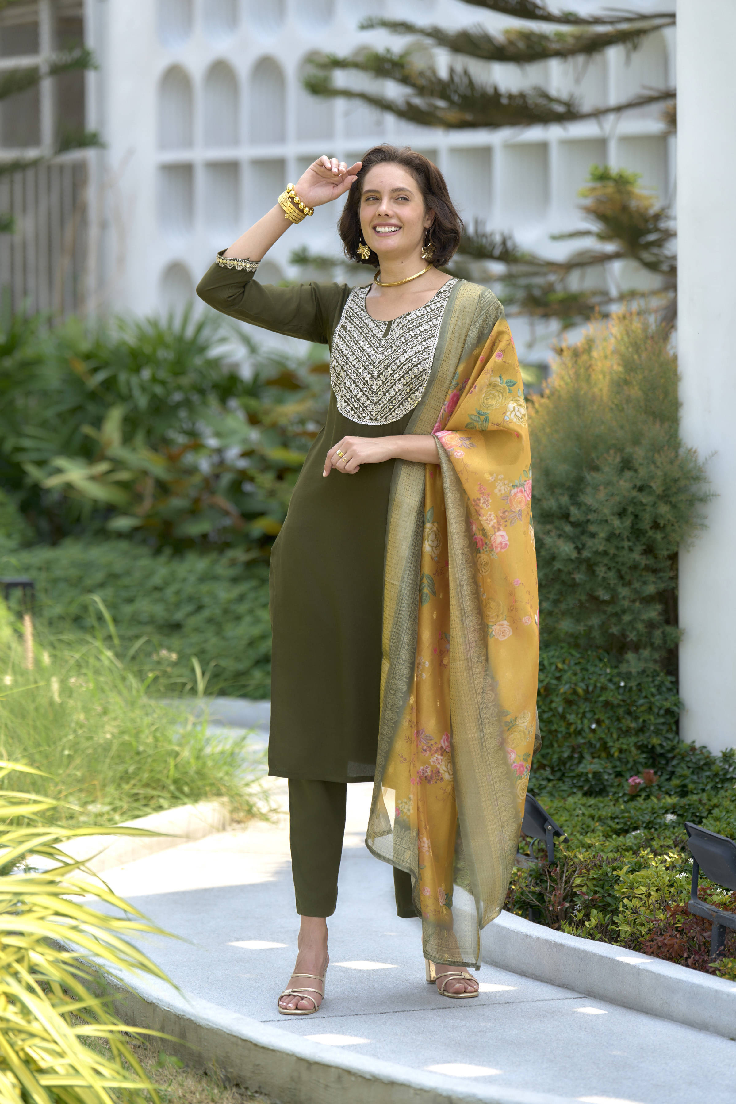 shree laxminarayan export Women's Viscose Embroidered Kurti With Pants ( Green ) shree laxminarayan export Women's Viscose Embroidered Kurti With Pants ( Green )