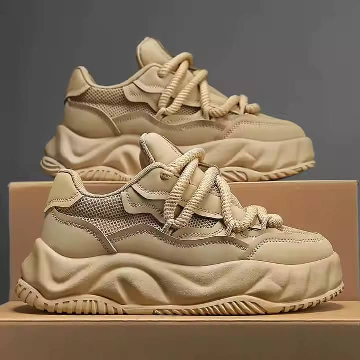     			Akiko VIDESTEP Beige Men's Sneakers