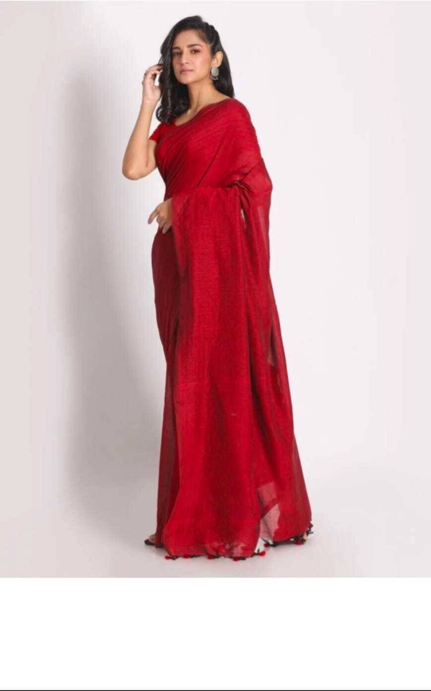 BRYNBRIT Cotton Blend Solid Saree With Unstitched Blouse Piece ( Red ) BRYNBRIT Cotton Blend Solid Saree With Unstitched Blouse Piece ( Red )