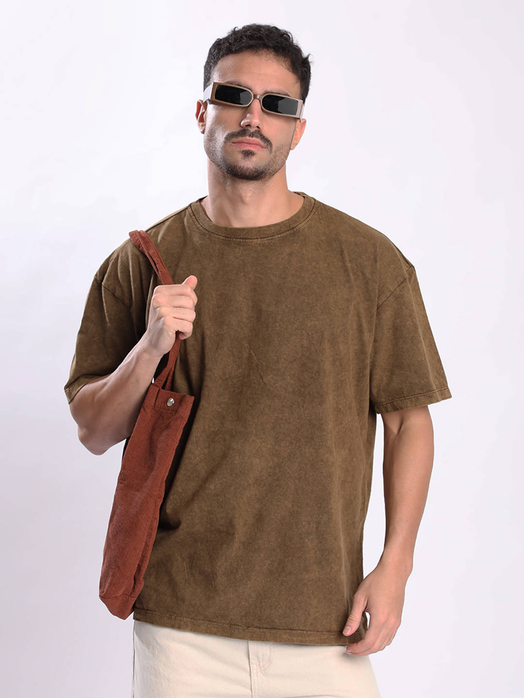 Bene Kleed Men 100% Cotton Oversized Fit Solid T-Shirt ( Brown ) Bene Kleed Men 100% Cotton Oversized Fit Solid T-Shirt ( Brown )