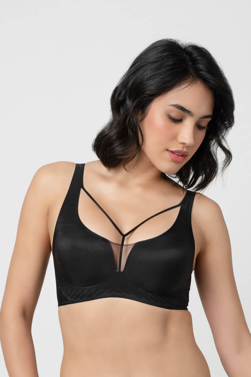     			Bodyline Pack of 1 Nylon Lightly Padded Everyday Bra For Women ( Black )