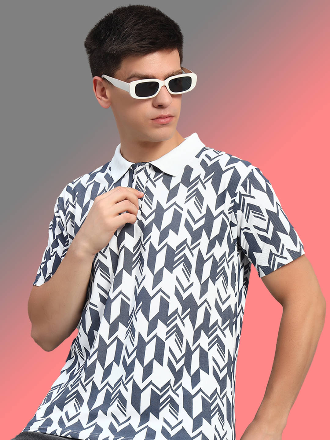     			THE CASUALS Men Cotton Blend Regular Fit Printed Polo T Shirt ( White )