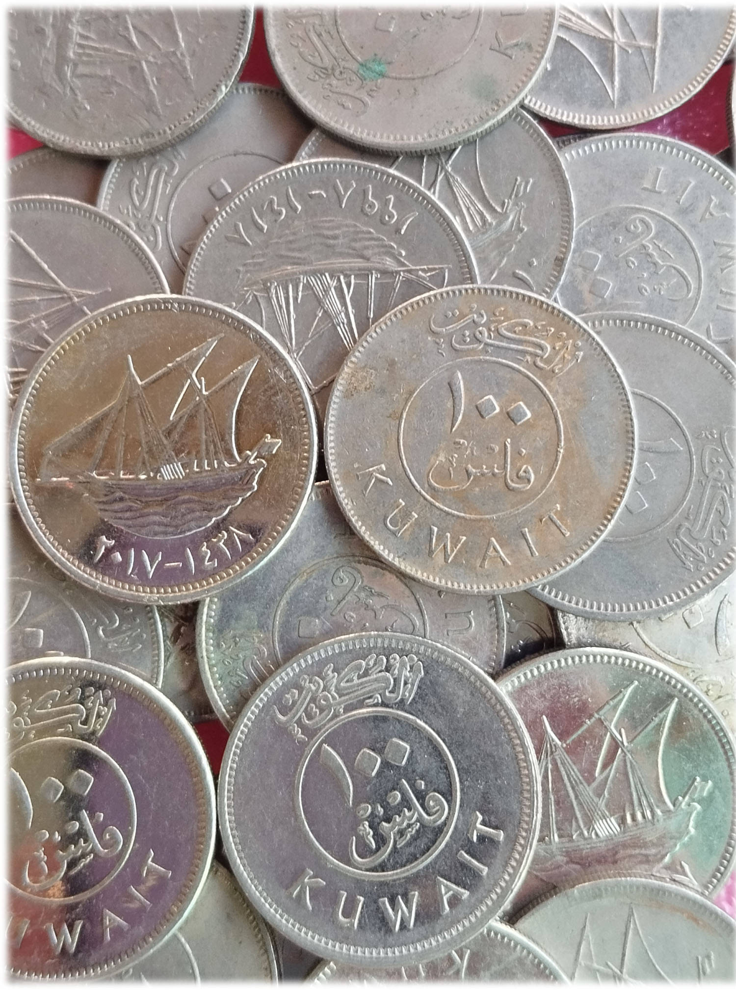     			( 10 COINS LOT ) - KUWAIT - 100 Fils (Magnetic) 1434-1440 (2012-2019) Coins › Standard circulation coins Nickel plated steel • 6.7 g • ⌀ 26 mm