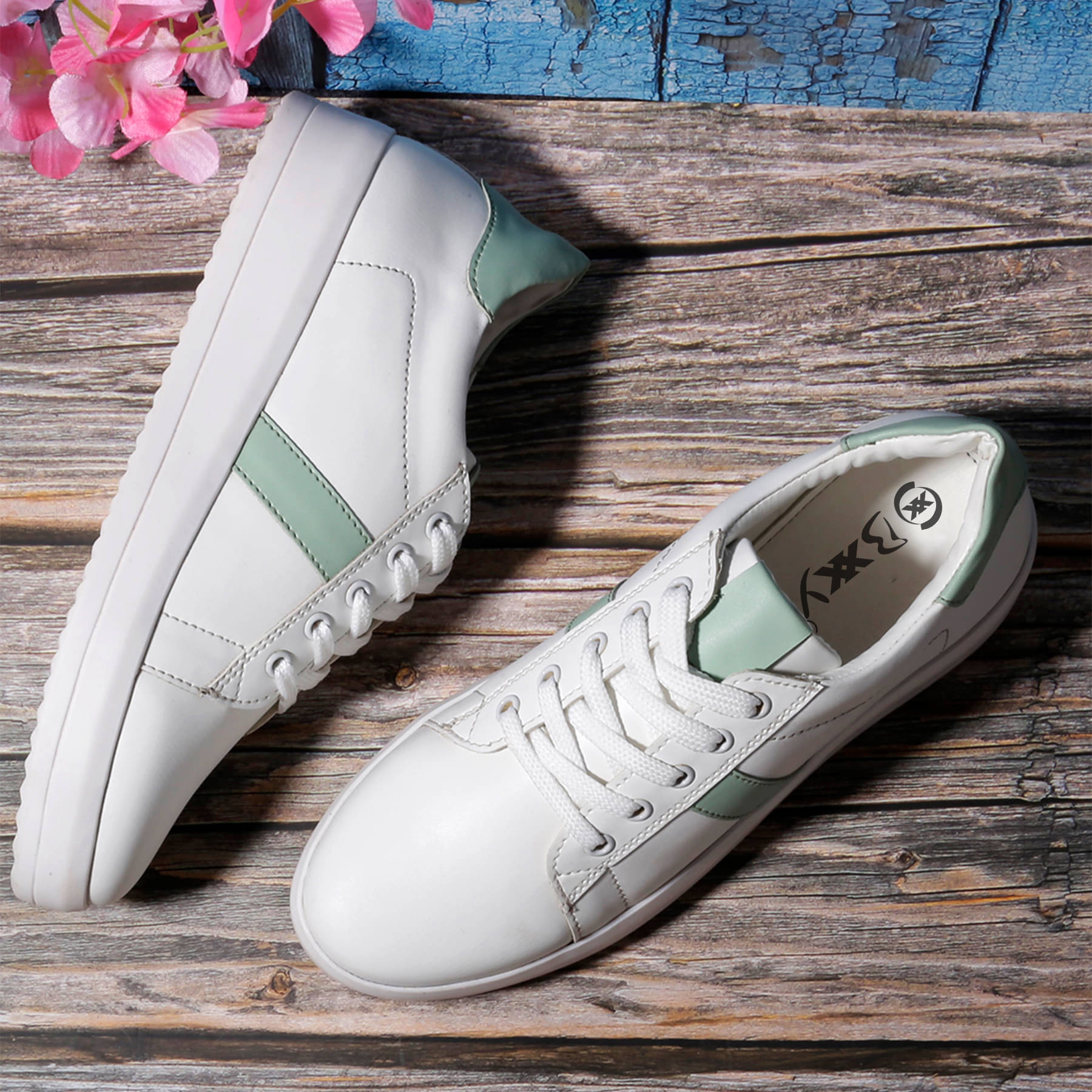     			BXXY White Women's Sneakers