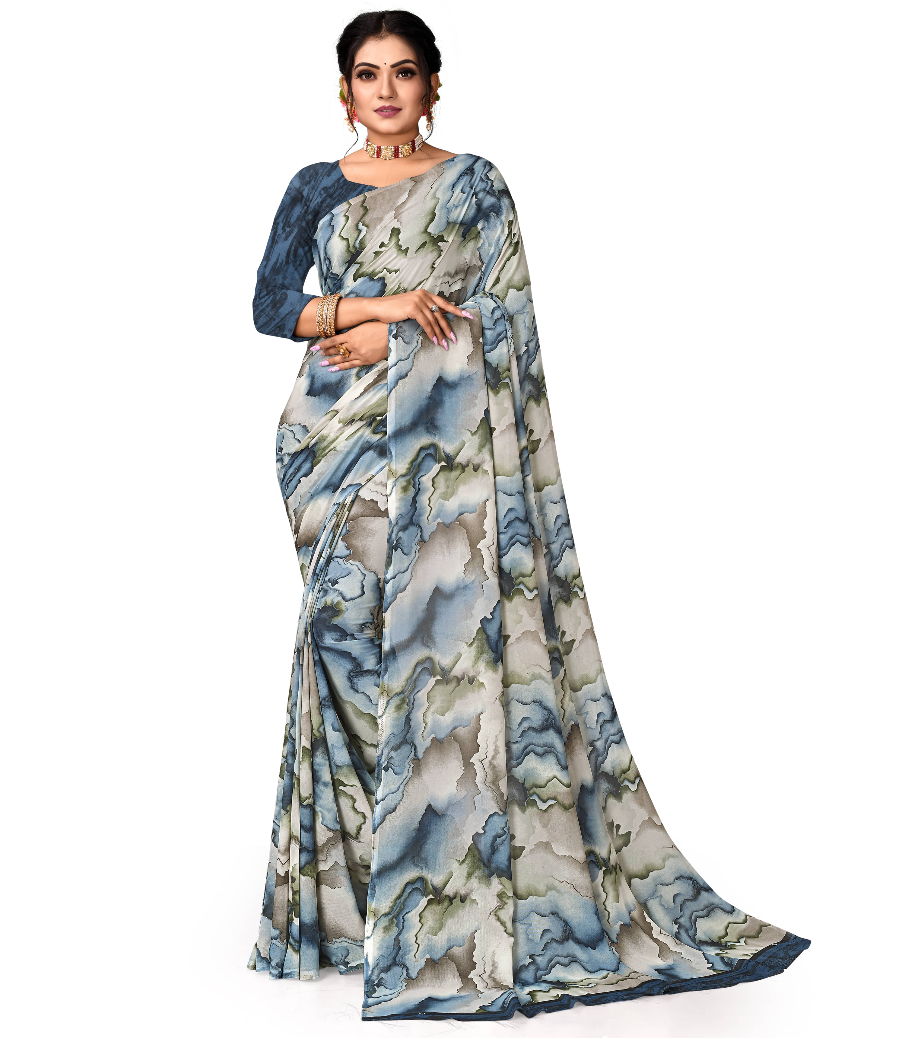 Maayro Georgette Dyed Saree With Unstitched Blouse Piece ( Grey ) Maayro Georgette Dyed Saree With Unstitched Blouse Piece ( Grey )