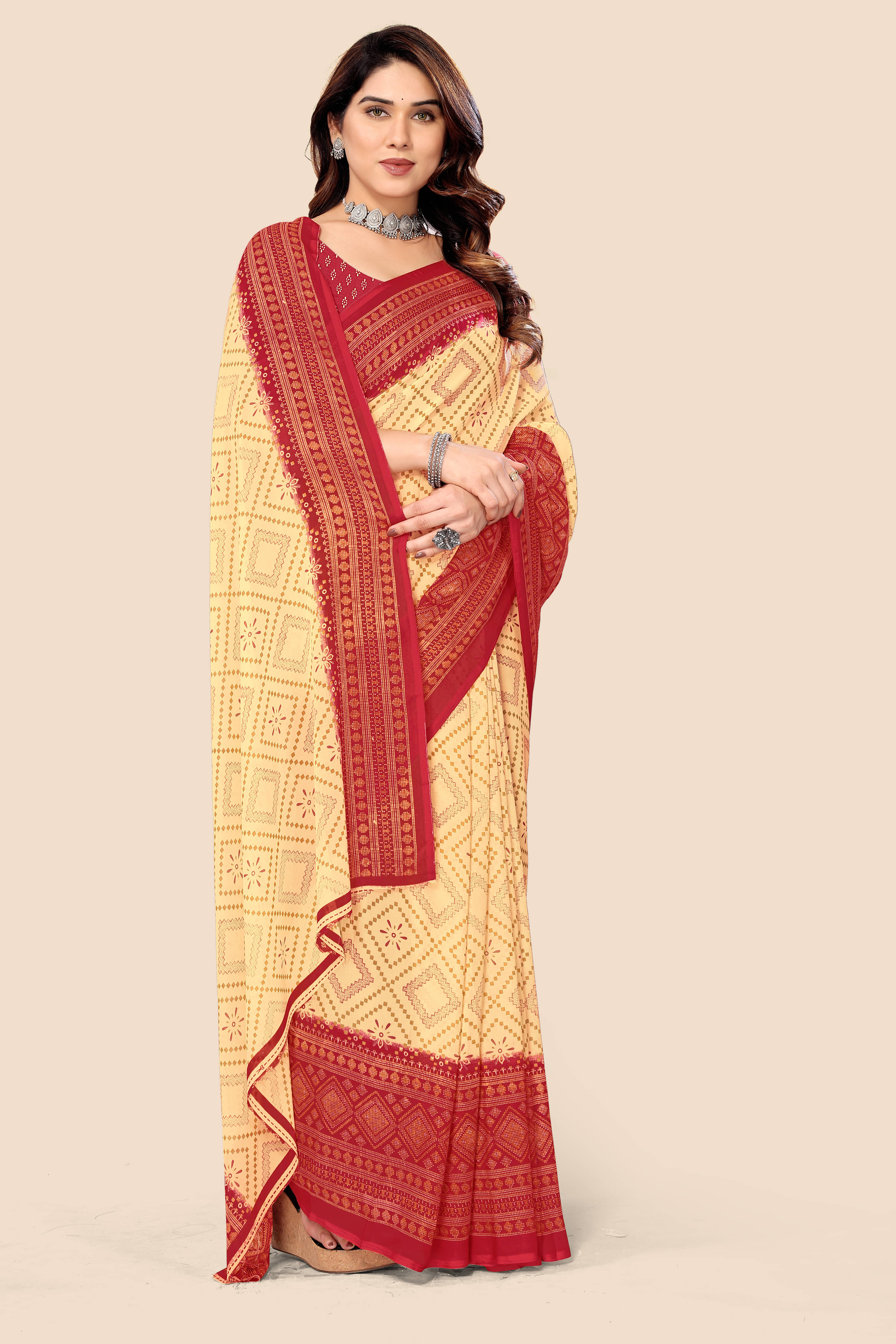     			Maayro Georgette Printed Saree With Unstitched Blouse Piece ( Beige )