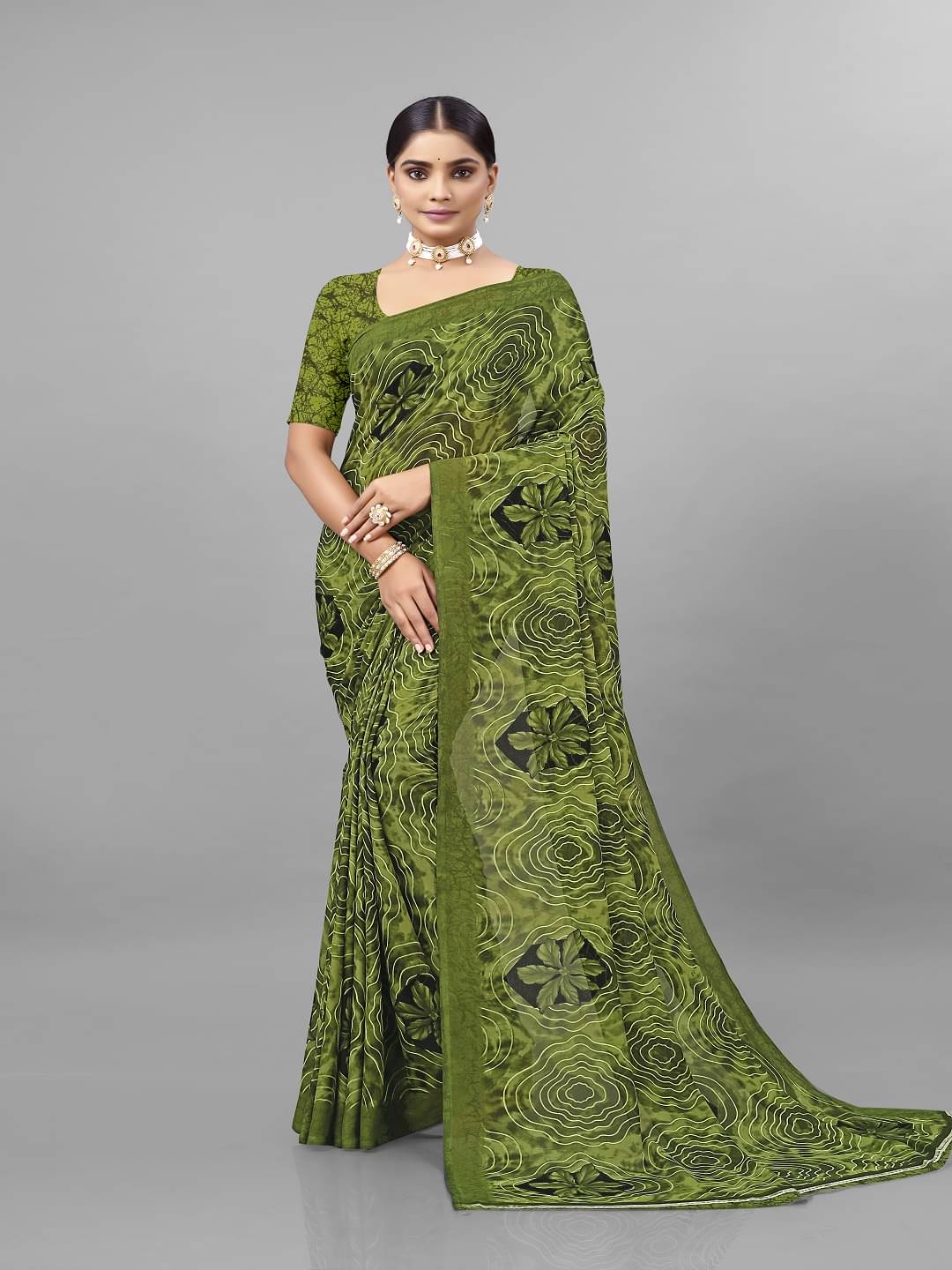 Maayro Georgette Printed Saree With Unstitched Blouse Piece ( Green ) Maayro Georgette Printed Saree With Unstitched Blouse Piece ( Green )