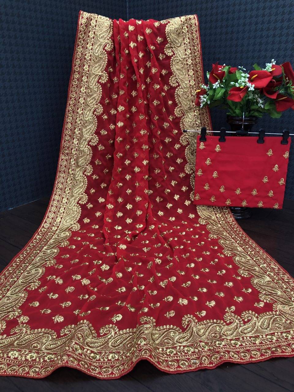 Maruti Traders Georgette Embroidered Saree With Unstitched Blouse Piece ( Red ) Maruti Traders Georgette Embroidered Saree With Unstitched Blouse Piece ( Red )