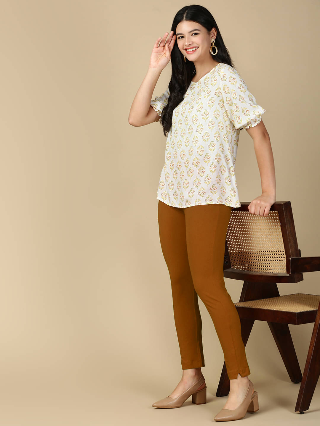     			PYNK Pack of 1 Cotton Blend Regular Women's Casual Pants ( Cream )