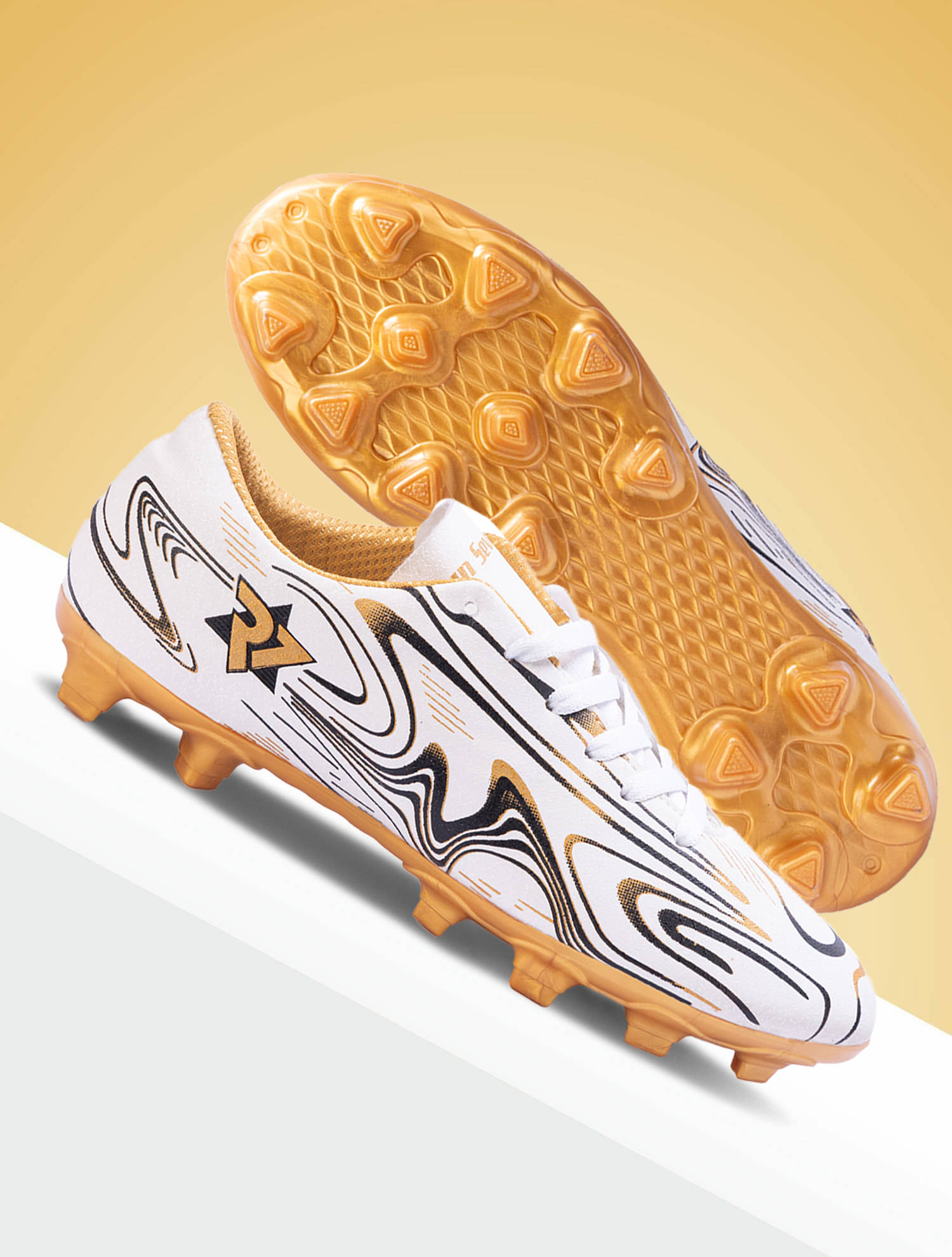     			RUN SEVEN ( by GO21 ) F4 Air White Football Shoes