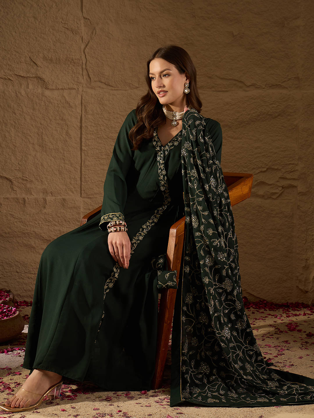     			Vaamsi Women Georgette Embroidered Anarkali Kurti With Pants ( Green )
