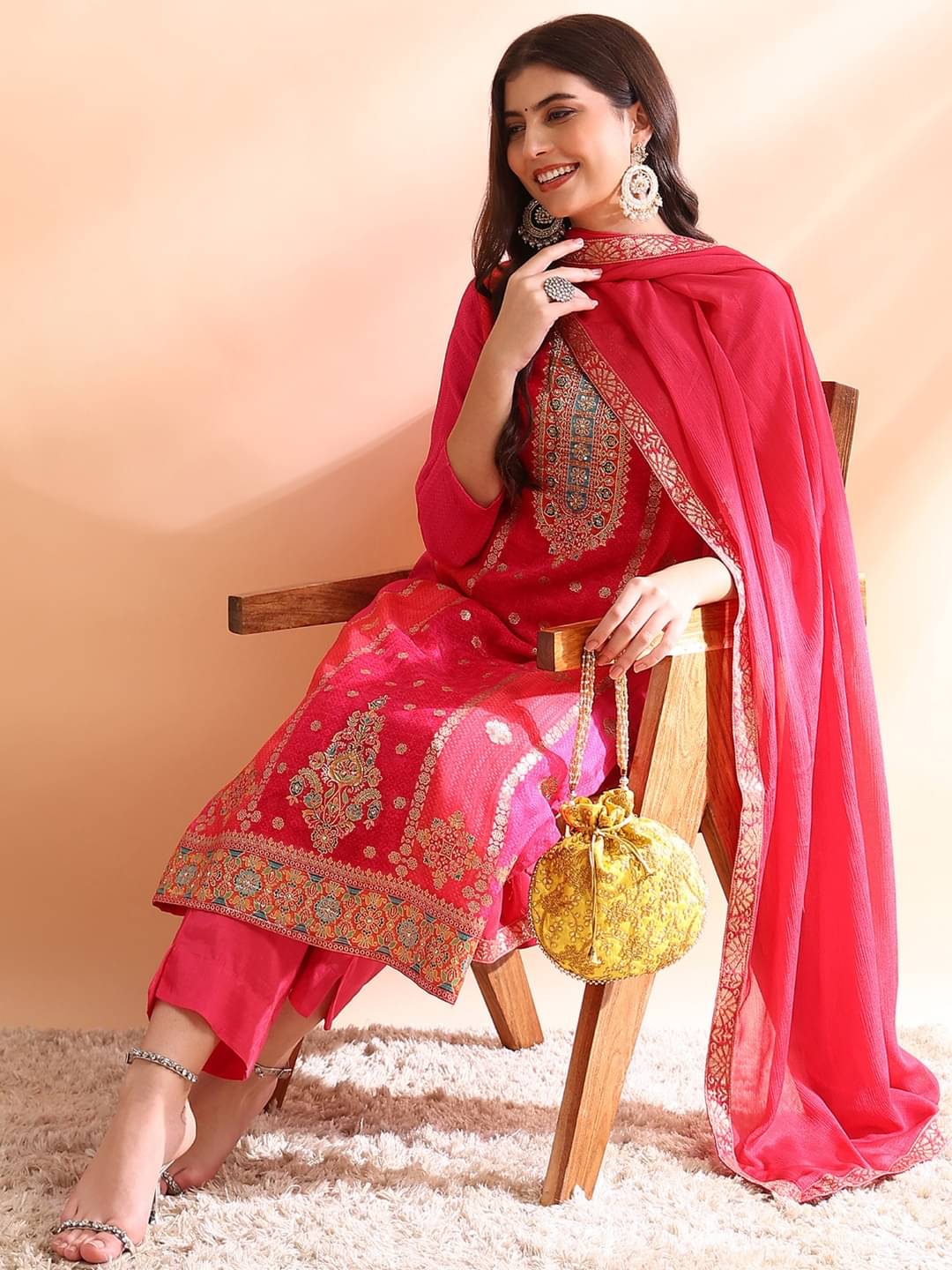     			Vaamsi Women Organza Self Design Straight Kurti With Pants ( Pink )