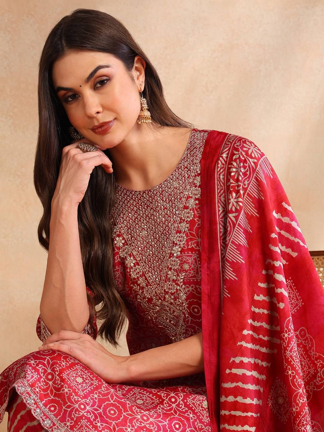     			Vaamsi Women Polyester Embroidered Straight Kurti With Pants ( Maroon )