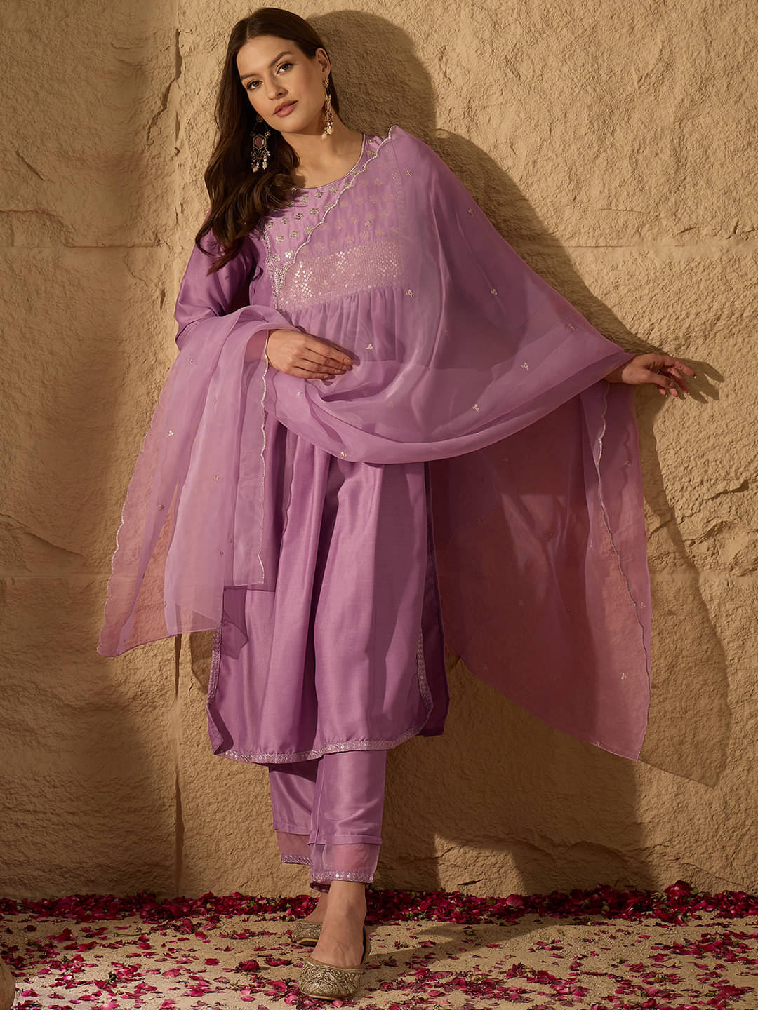 Vaamsi Women Silk Blend Embroidered Straight Kurti With Pants ( Lavender ) Vaamsi Women Silk Blend Embroidered Straight Kurti With Pants ( Lavender )