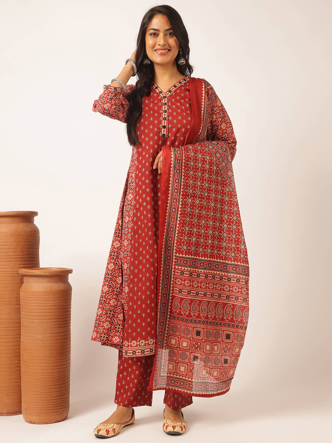 Vbuyz Women Cotton Printed A-line Kurti With Pants ( Maroon )