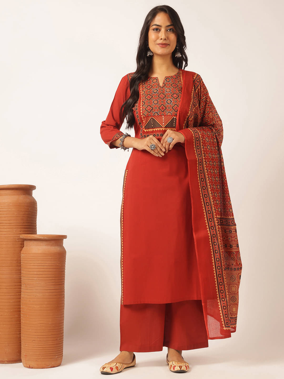     			Vbuyz Women Cotton Printed Straight Kurti With Pants ( Red )