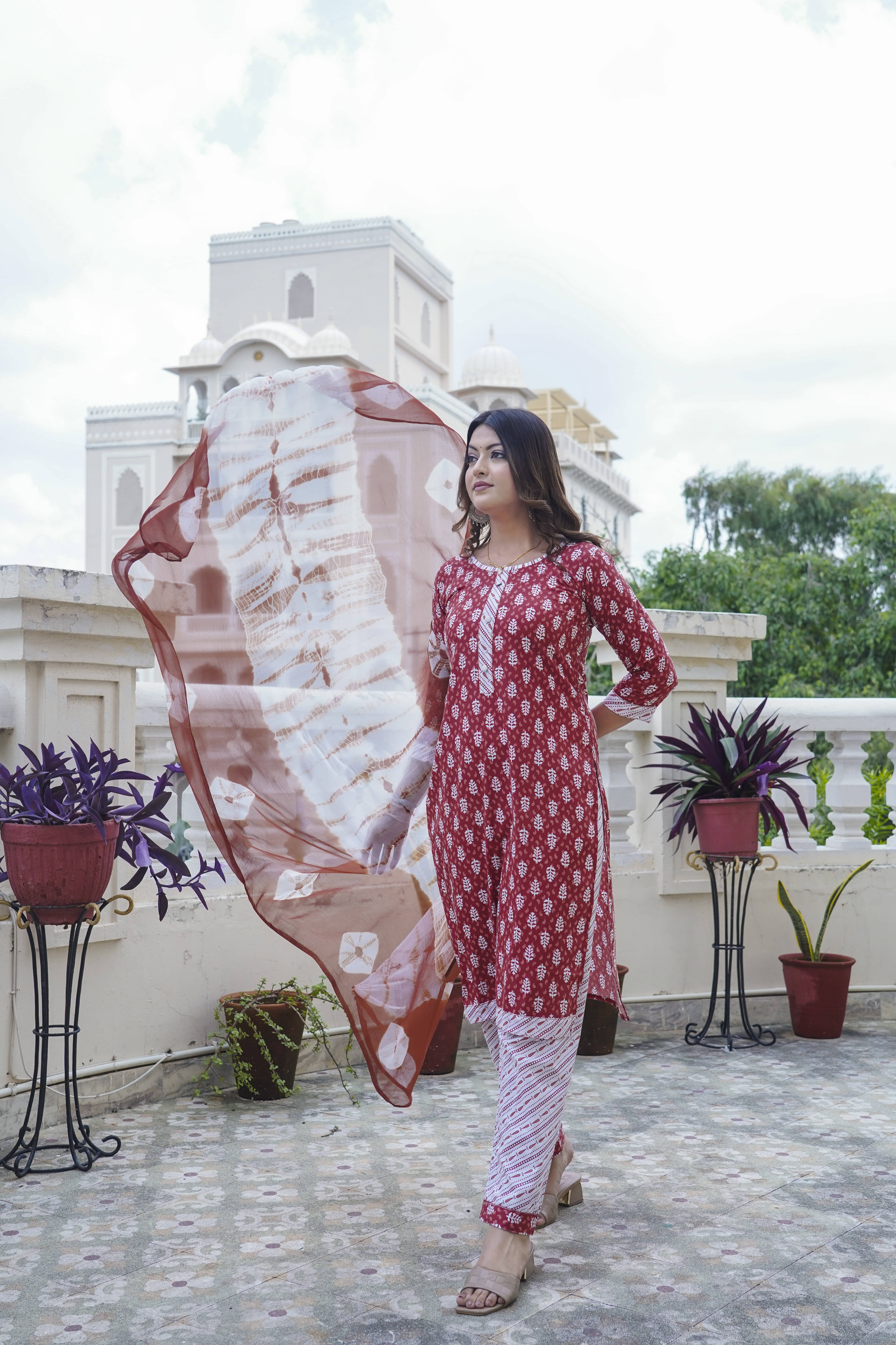 anushansa Women Cotton Printed Straight Kurti With Pants ( Pink )