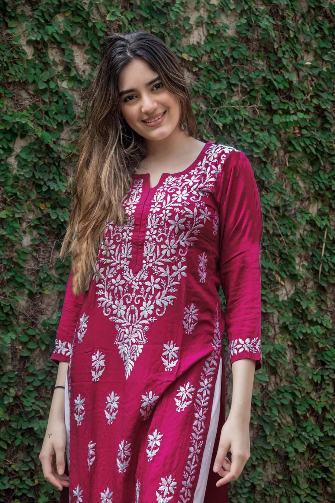     			anushansa Women's Cotton Blend Embroidered Straight Kurti - ( Pink )