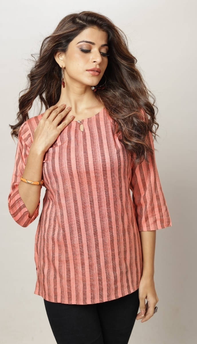     			anushansa Women's Cotton Blend Printed Straight Kurti - ( Red )